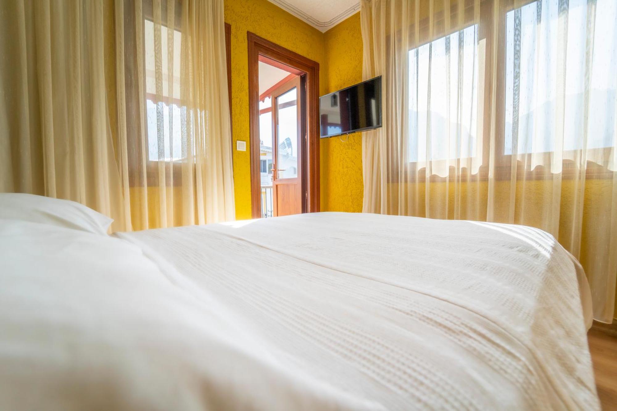 Mavi Deniz Otel Кемер Екстериор снимка